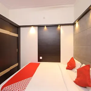 Hotel Collection O Royal, Mysore